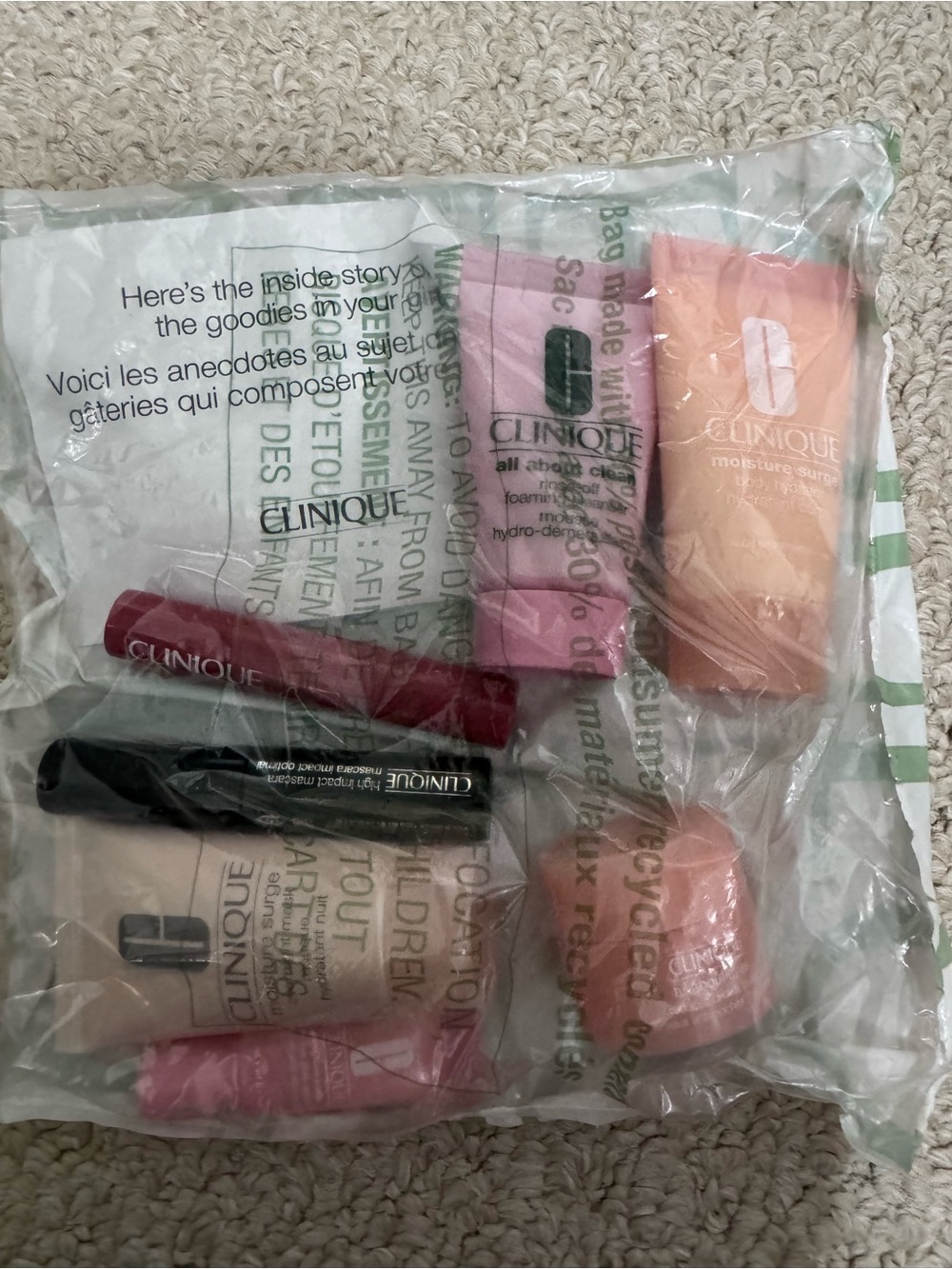 Clinique Moisture surge 100H auto replenishing hydrator+Gift Pack+2 more pieces